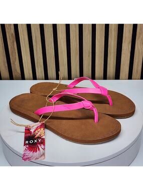NEW - Roxy Luv Me Knot Women’s Flip Flop Sandals Platform Casual Size 6
